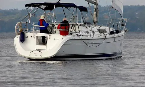 Representative photograph of a Hunter Marine (Marlow-Hunter) boat