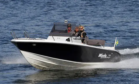 Representative photograph of a Windy boat