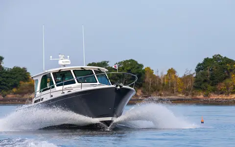 Back Cove Yachts, representative image from the Back Cove 39O