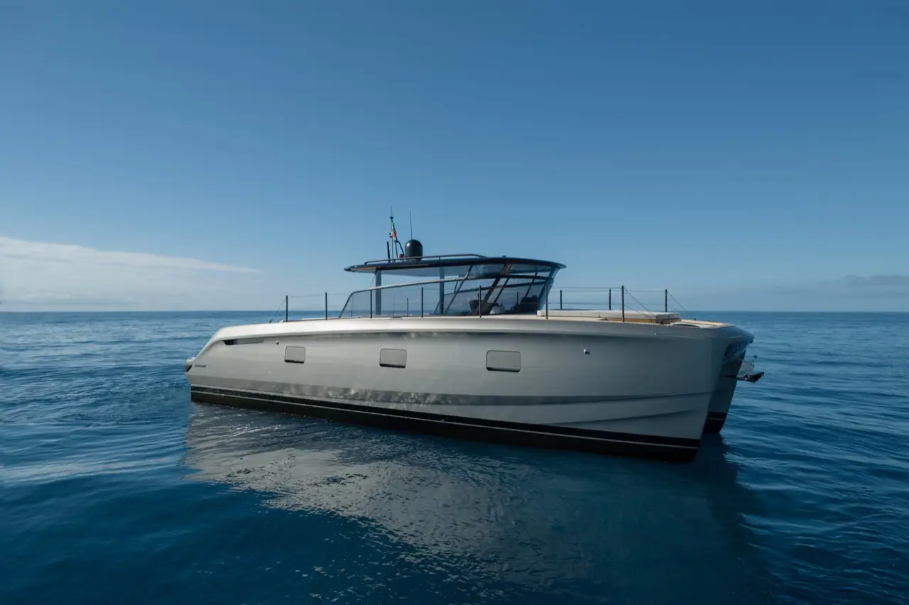 Bluegame BGF 45, official model image