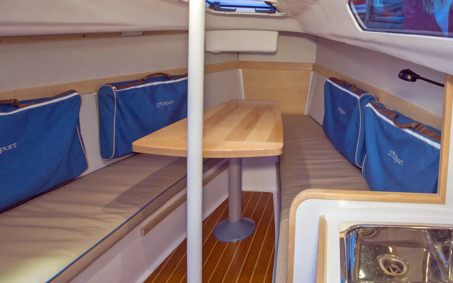 Catalina Yachts Catalina 275 Sport, official model image