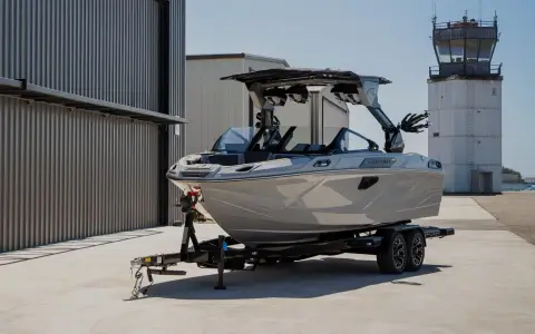 Centurion Boats 2027 RS230, official model image