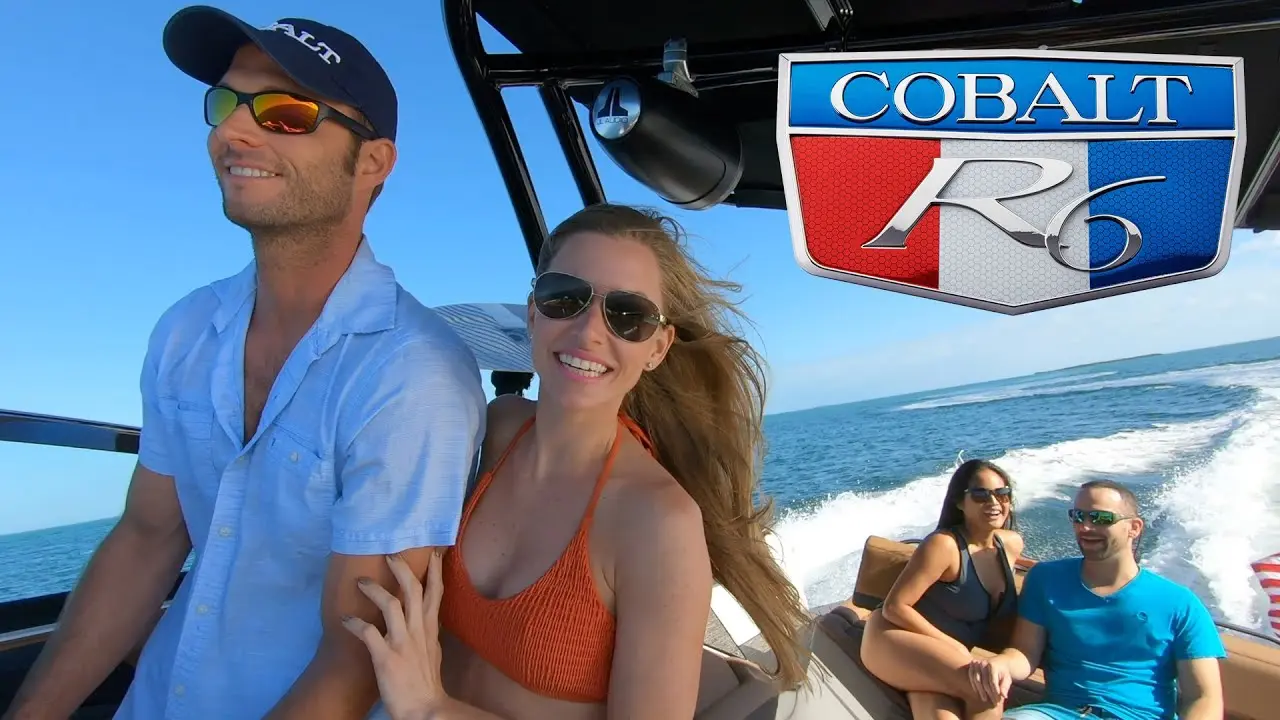 Cobalt Boats Cobalt R6, official model image