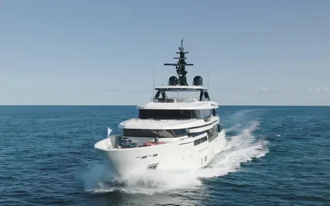 Custom Line Custom-Line-50, official model image