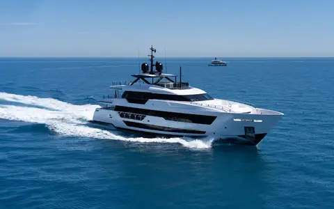 Custom Line Custom-Line-Saetta-140', official model image