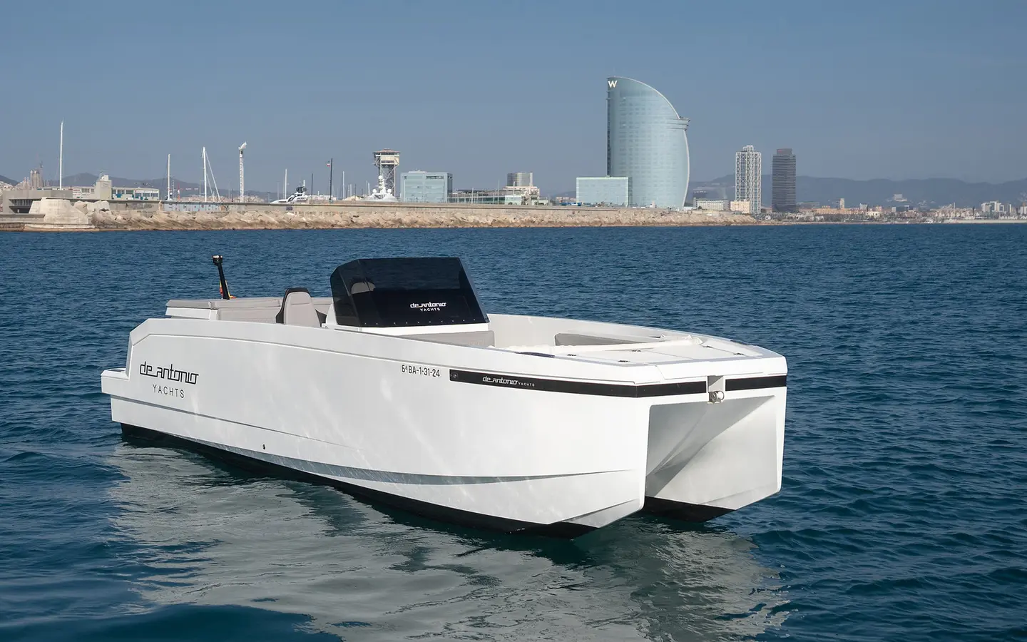 De Antonio Yachts E23/ONE, official model image