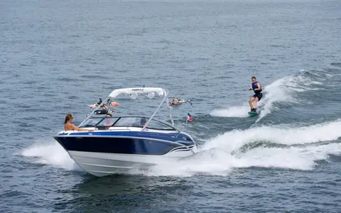 Formula Boats 240 Bowrider, official model image