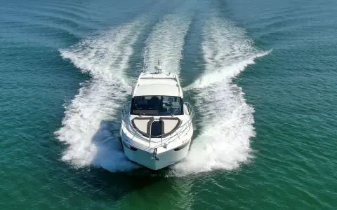 Galeon Galeon 425 HTS, official model image