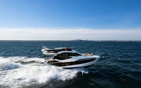 Galeon Galeon 480 FLY, official model image