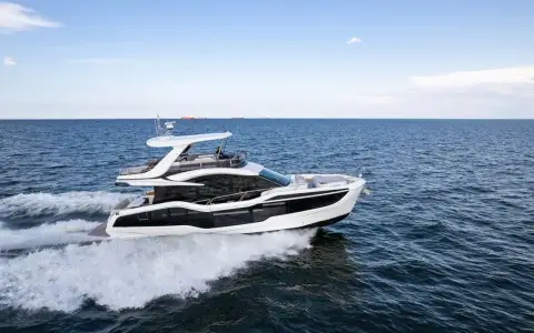 Galeon Galeon 560 FLY, official model image