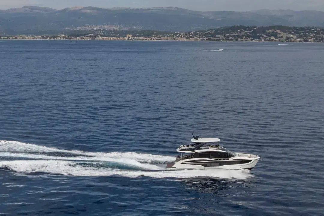 Galeon Galeon 620 FLY, official model image