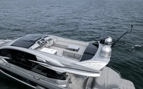 Galeon Galeon 700 SKY, official model image