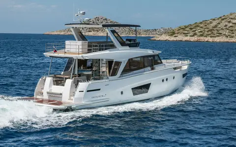 Greenline Gl 58 Fly, official model image
