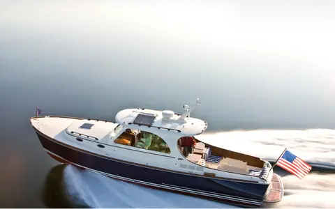 The Hinckley Company Hinckley Bermuda 50, official model image