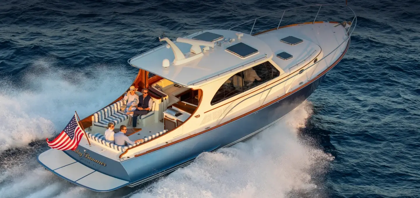 The Hinckley Company Wide Open Spaces, official model image