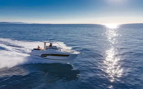 Jeanneau Cap Camarat 10 5wa, official model image