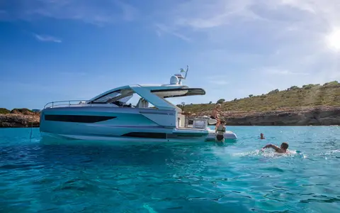 Jeanneau Db 37 Ib, official model image