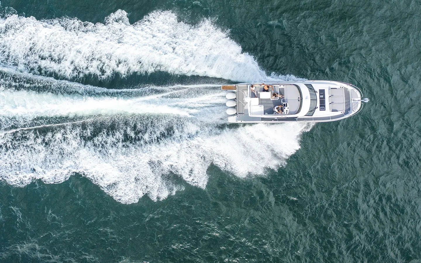 Jeanneau Merry Fisher 1295 Fly, official model image