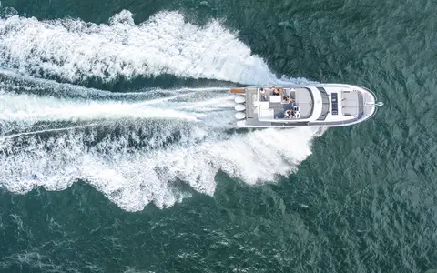 Jeanneau Merry Fisher 1295 Fly, official model image