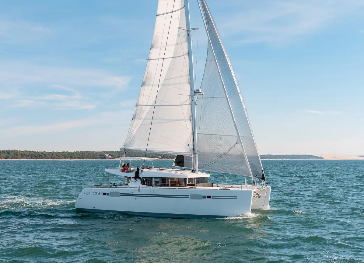 Lagoon 450 S, official model image