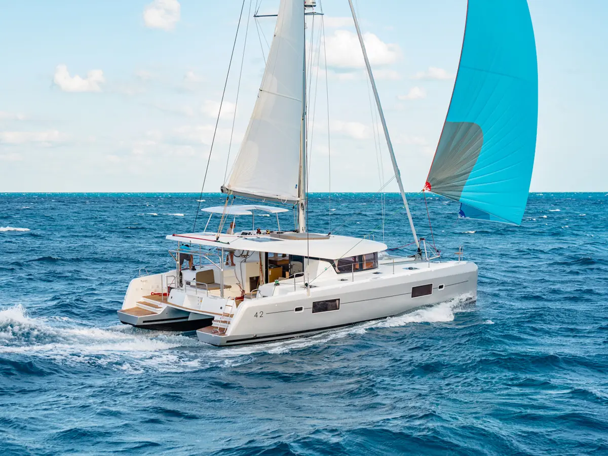 Lagoon Lagoon 42, official model image