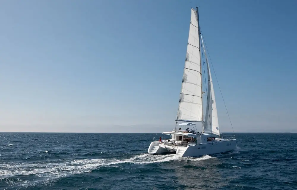 Lagoon Lagoon 450 F, official model image