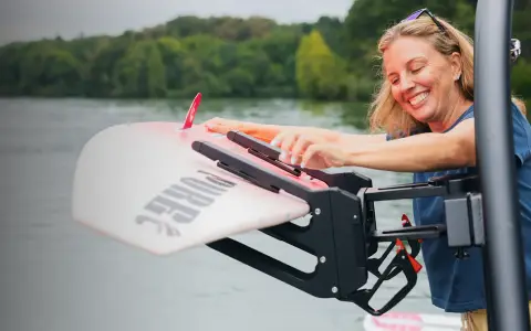 MasterCraft NXT20, official model image