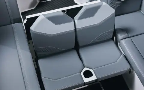 MasterCraft XStar 25, official model image