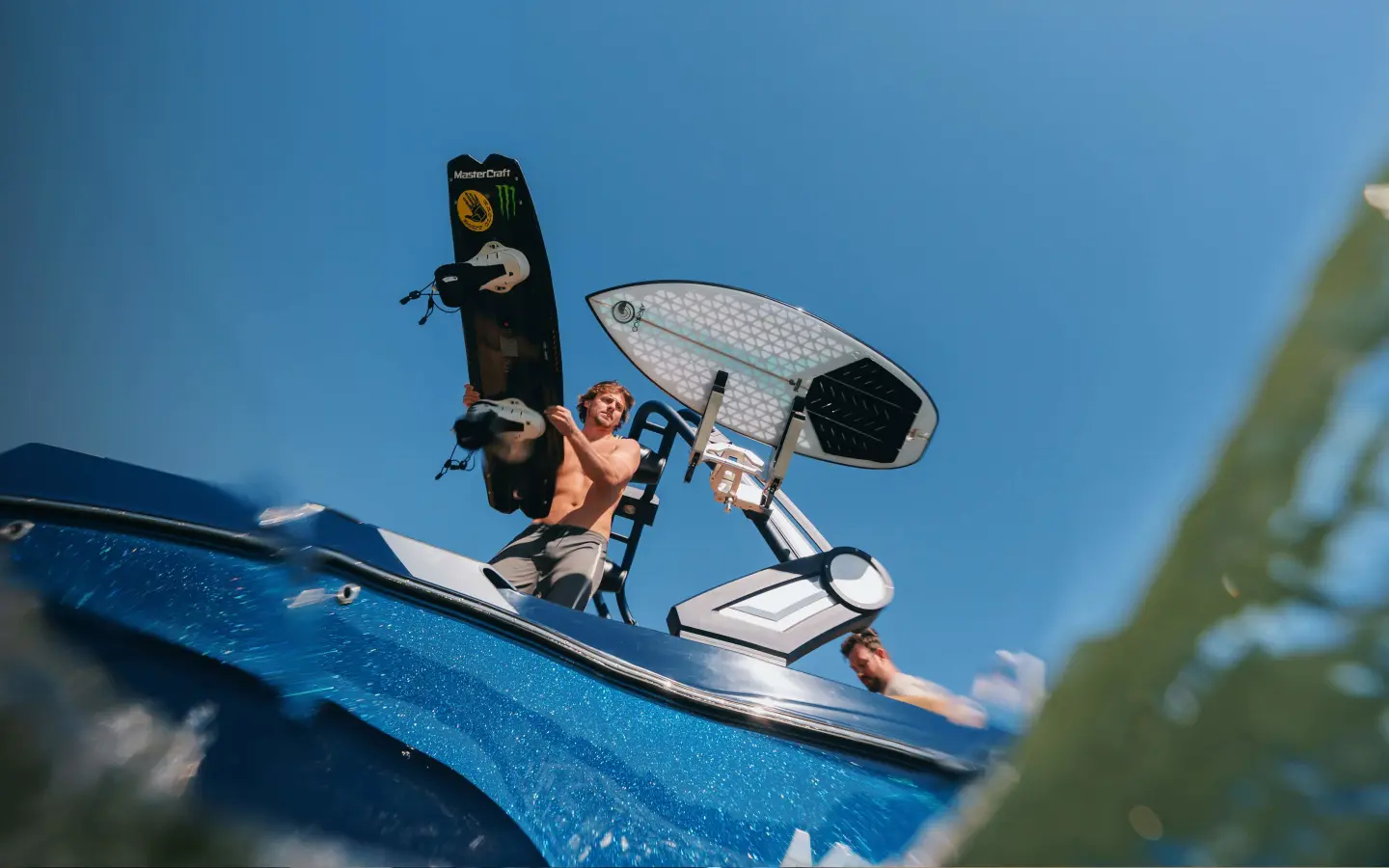 MasterCraft XT23, official model image