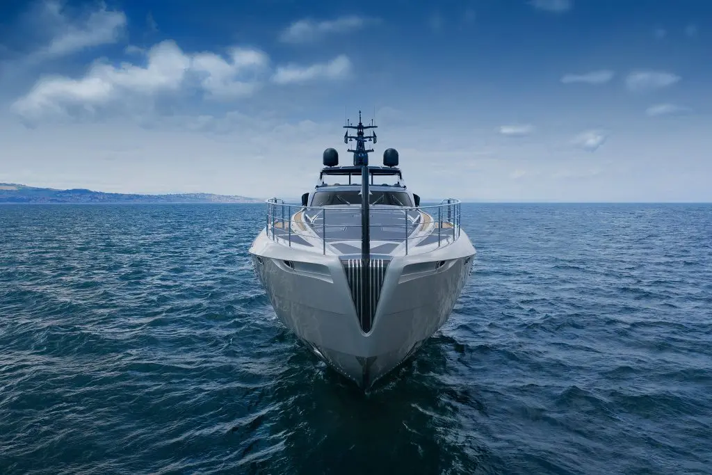 Pershing Pershing-140, official model image