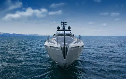 Pershing Pershing-140, official model image
