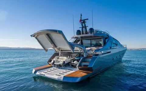 Pershing Pershing-8X, official model image