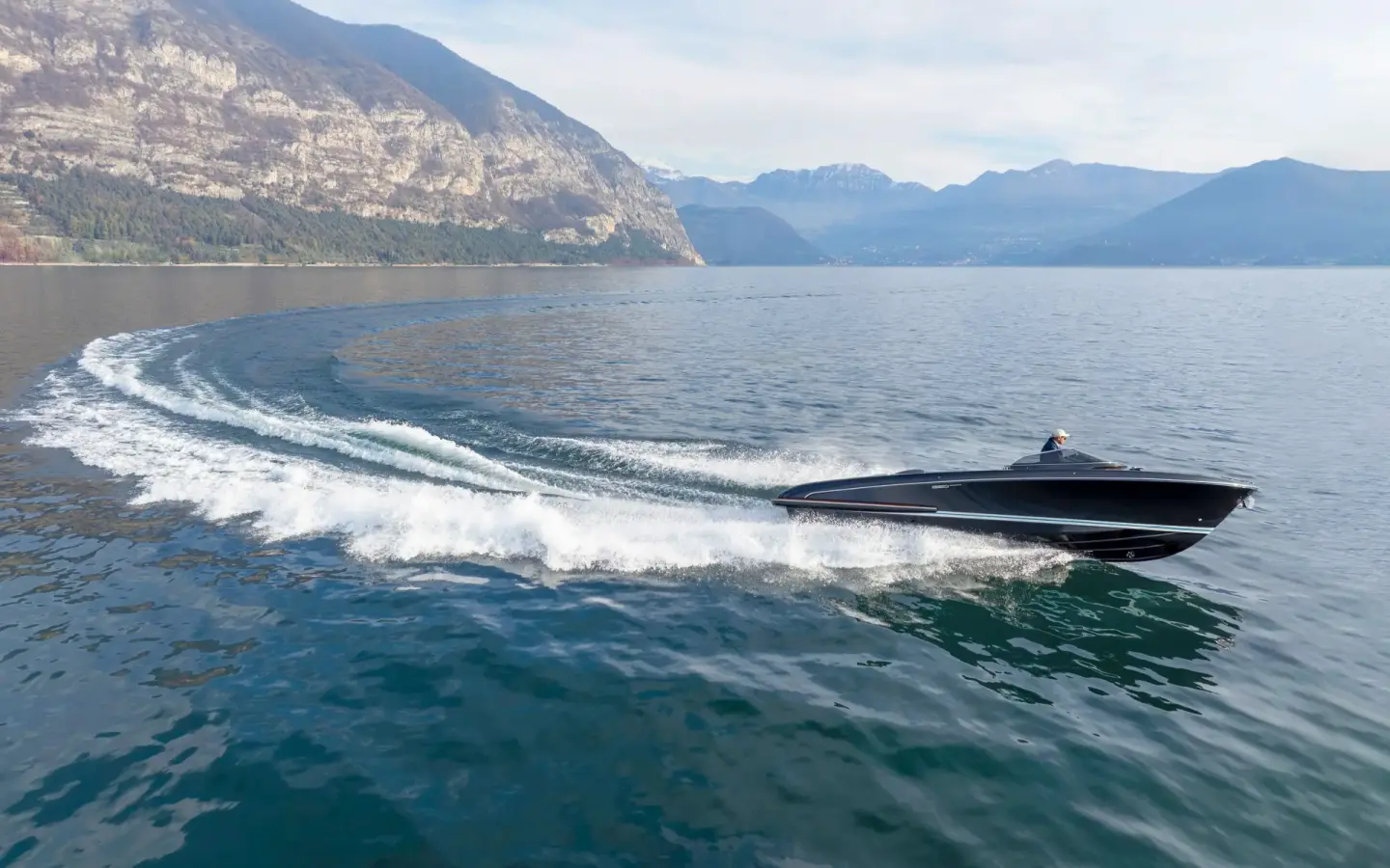 Riva Riva-Iseo-Super, official model image