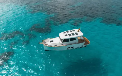 Sasga Yachts MENORQUÍN 35 HARD TOP, official model image