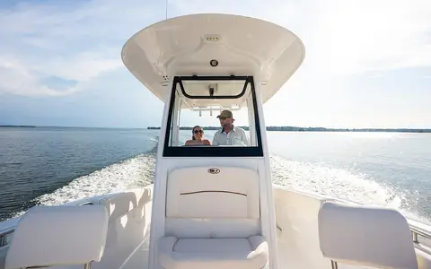 Sea Hunt Boats ULTRA 239SE – Sea Hunt Boats, official model image