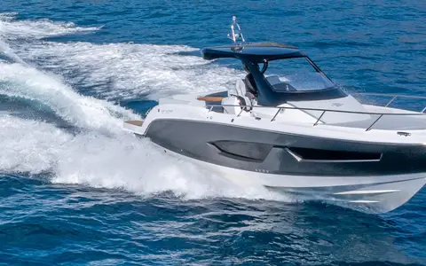 Sessa Marine Key Largo 34 Entrofuoribordo Inboard Line, official model image