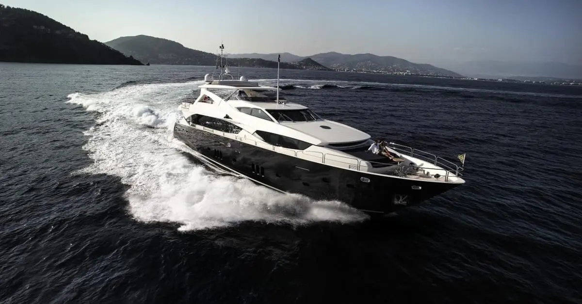 Sunseeker 34M YACHT, official model image