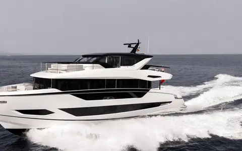 Sunseeker 82 Ocean Enclosed, official model image