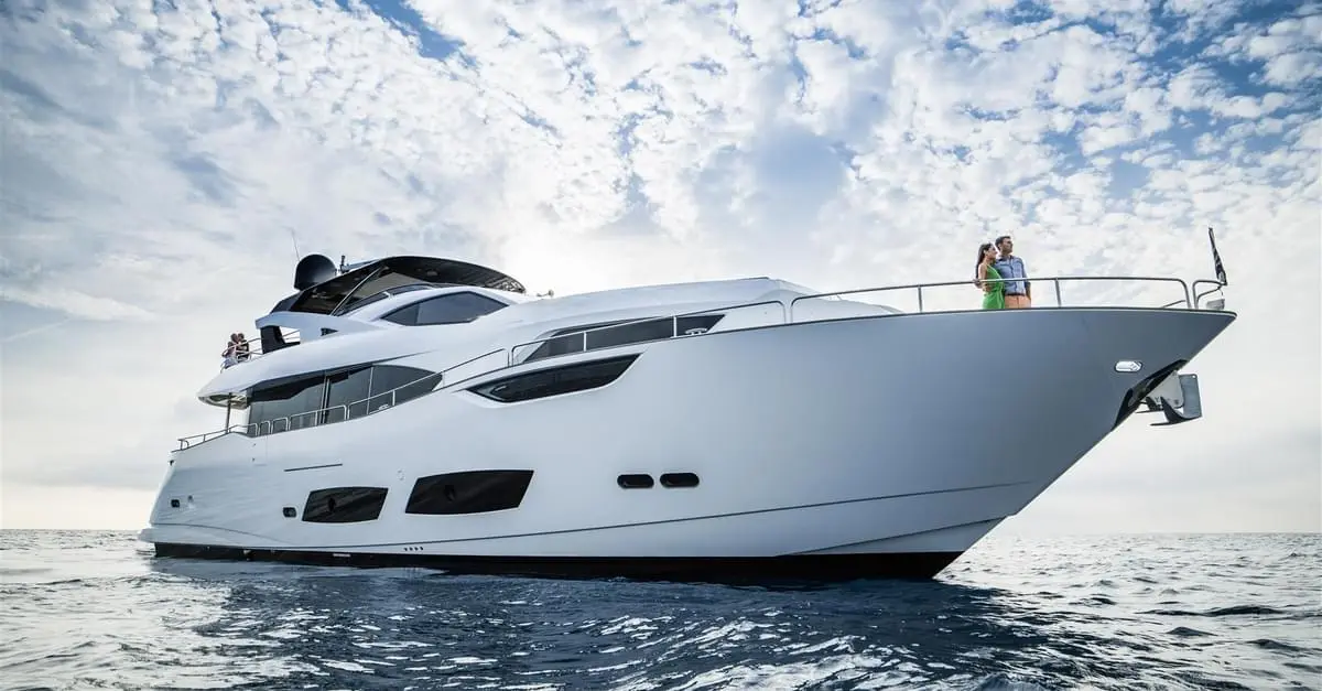 Sunseeker 95 Yacht, official model image