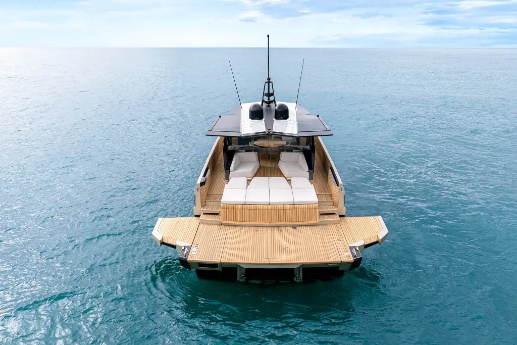 Wally Wally-wallywhy100, official model image