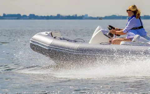 Zodiac Nautic YACHTLINE 360, official model image