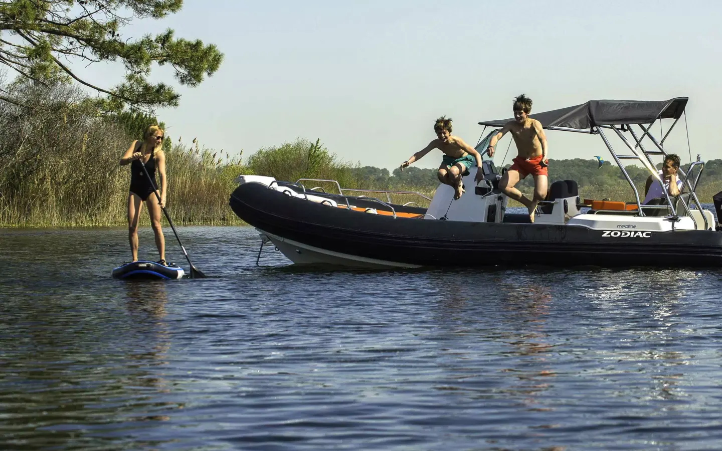 Zodiac Nautic Zodiac Medline 6.8, official model image