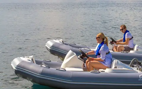 Zodiac Nautic Zodiac Yachtline 440, official model image